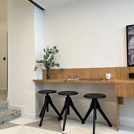 Fesh Lofts Aparthotel Виена Екстериор снимка